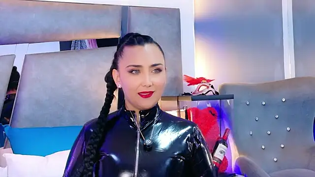 Snapshot of Evangeline_Taylorr chatting on 10.24.25 Evangeline Taylorr online show from 10.24.25