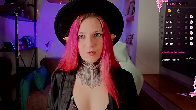 Roxy      online show from 11.02.25