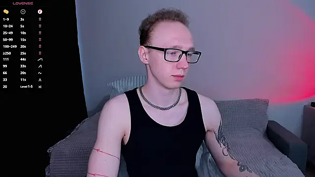 Snapshot of Alex_silents chatting on 05.31.26 Alex silents online show from 05.31.26