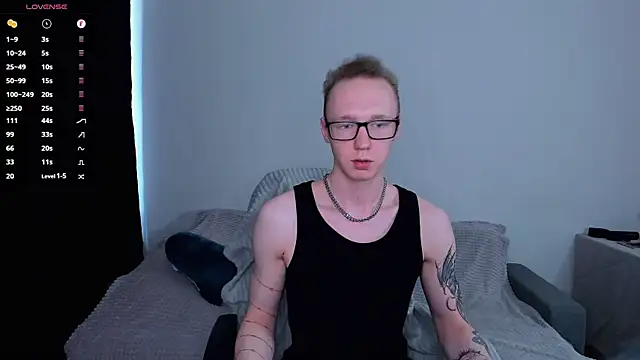 Snapshot of Alex_silents chatting on 06.02.26 Alex silents online show from 06.02.26
