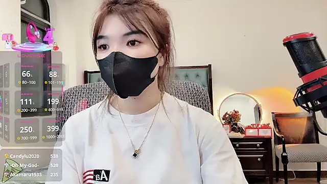 Berrysweet 68 online show from 09.30.25