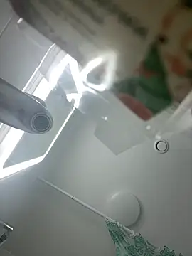 Adela Vetta online show from 12.13.25