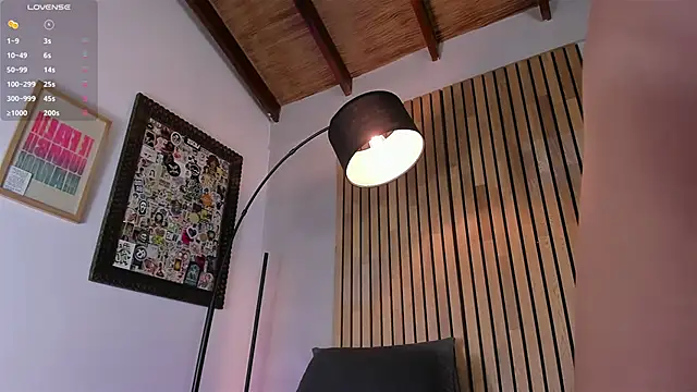 Snapshot of honeyhot69__ chatting on 03.07.25 honeyhot69 online show from 03.07.25