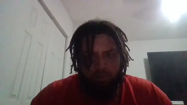 tankedqual4046 online show from 10.19.25