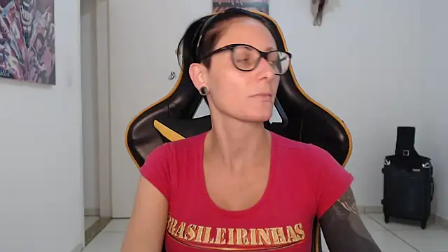 CrisBathoryxxx online show from 12.28.24
