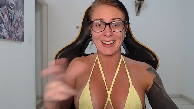 CrisBathoryxxx online show from 03.08.25