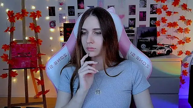 AliceCharmy online show from 11.04.25