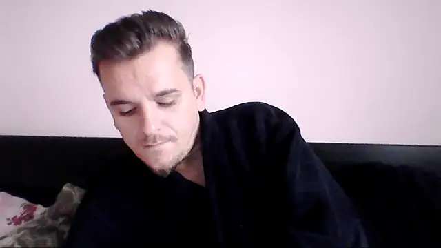 Snapshot of Huge_cock22cm chatting on 10.02.25 Huge cock22cm online show from 10.02.25