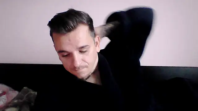 Snapshot of Huge_cock22cm chatting on 10.04.25 Huge cock22cm online show from 10.04.25