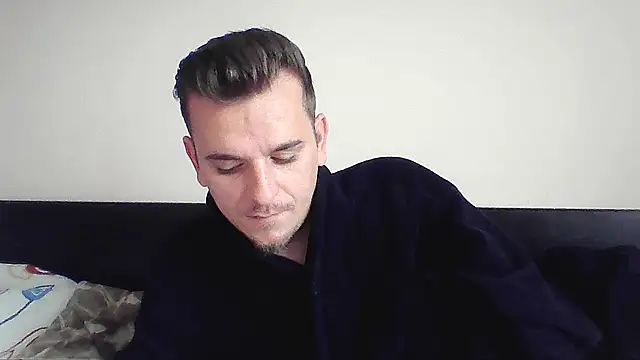 Snapshot of Huge_cock22cm chatting on 10.08.25 Huge cock22cm online show from 10.08.25