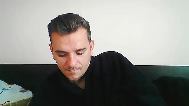 Snapshot of Huge_cock22cm chatting on 10.10.25 Huge cock22cm online show from 10.10.25