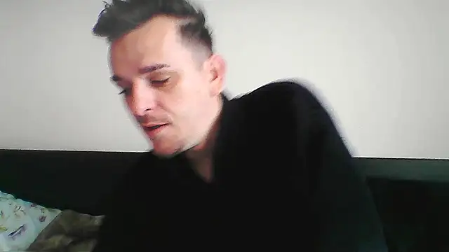 Snapshot of Huge_cock22cm chatting on 10.26.25 Huge cock22cm online show from 10.26.25