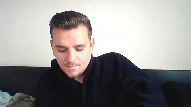 Snapshot of Huge_cock22cm chatting on 11.07.25 Huge cock22cm online show from 11.07.25