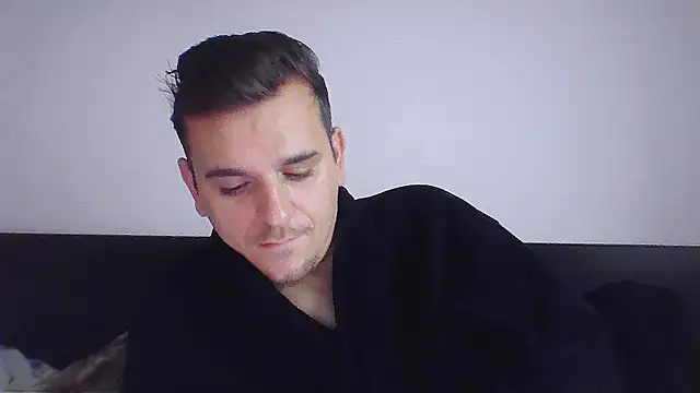 Snapshot of Huge_cock22cm chatting on 11.11.25 Huge cock22cm online show from 11.11.25