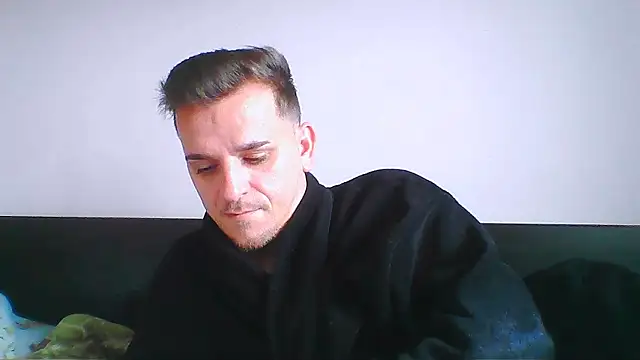 Snapshot of Huge_cock22cm chatting on 11.12.25 Huge cock22cm online show from 11.12.25