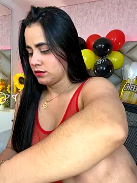 Snapshot of Brenda_Garcia chatting on 10.02.25 Brenda Garcia online show from 10.02.25