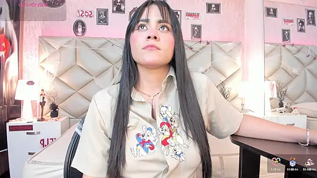 Snapshot of Brenda_Garcia chatting on 10.16.25 Brenda Garcia online show from 10.16.25