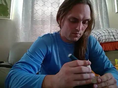 Snapshot of VitaminDrewFl chatting on 02.23.26 VitaminDrewFl online show from 02.23.26