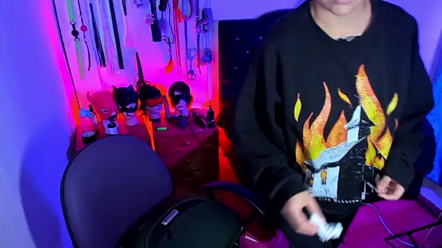 LucyStrike  online show from 01.07.26