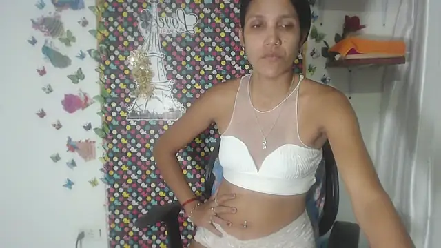 KamileLatinasexy online show from 02.20.25