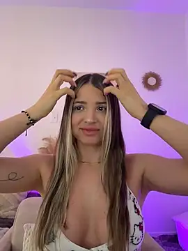 Ashleyjenner  online show from 04.11.26