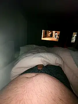 Snapshot of roxy_bigtits1 chatting on 12.19.24 roxy bigtits1 online show from 12.19.24