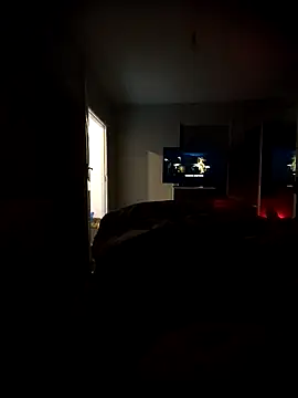 Snapshot of roxy_bigtits1 chatting on 01.13.25 roxy bigtits1 online show from 01.13.25