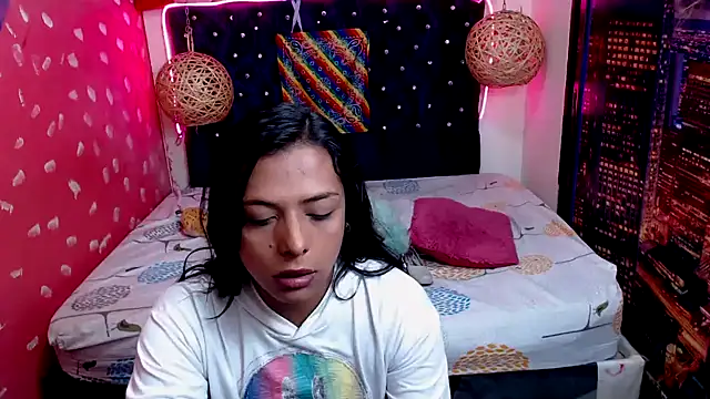 EmilyTsSweet online show from 01.24.25