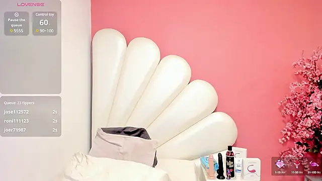 Vicky Freedom online show from 12.17.24