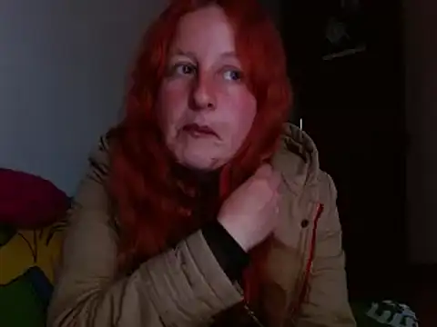 ViioletaMora online show from 10.13.25