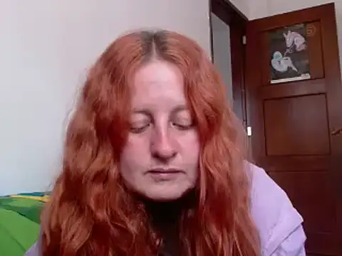 ViioletaMora online show from 10.15.25