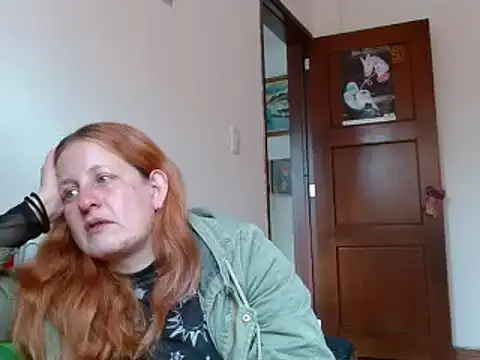 ViioletaMora online show from 11.19.25