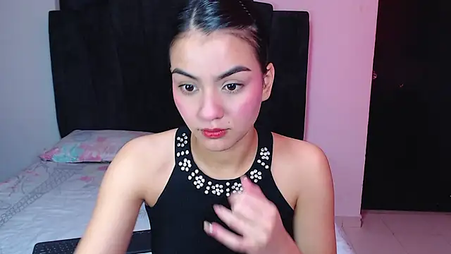 Ariel Zeo1 online show from 03.13.26