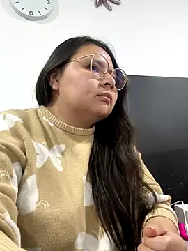 alice love052 online show from 10.11.25