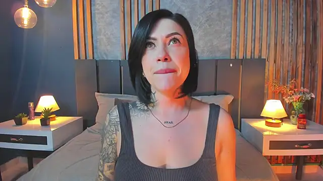 Snapshot of Hannah_Borbon chatting on 02.27.25 Hannah Borbon online show from 02.27.25