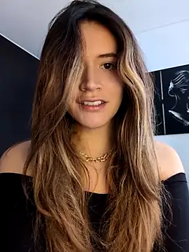 maliciaworld online show from 10.16.25