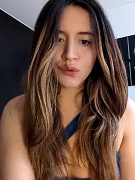 maliciaworld online show from 12.15.25