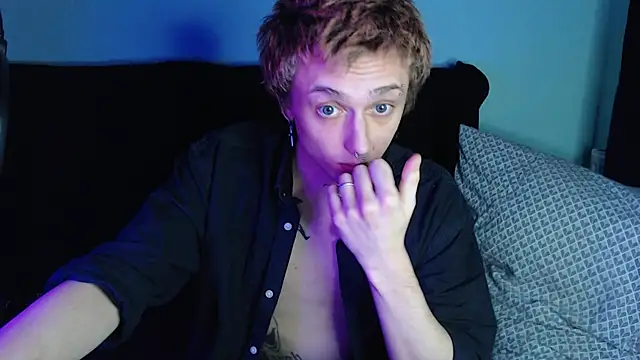 axxxturel online show from 12.21.24