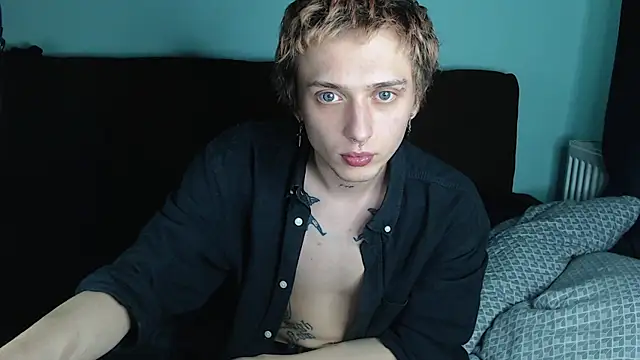 axxxturel online show from 01.02.25