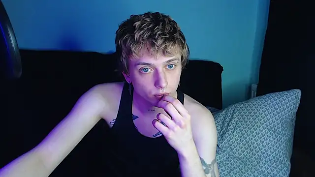 axxxturel online show from 02.22.25