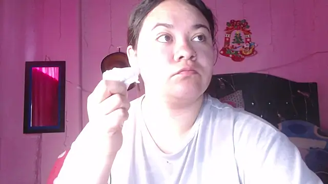 NikkiRous  online show from 10.18.25