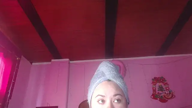 NikkiRous  online show from 10.22.25