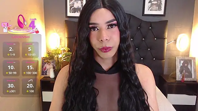 Giorgina Parado online show from 10.10.25