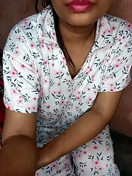 Snapshot of Im_Cute chatting on 10.06.25 Im Cute online show from 10.06.25