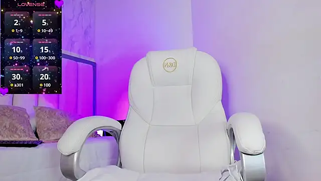 AilishBenson online show from 12.27.24