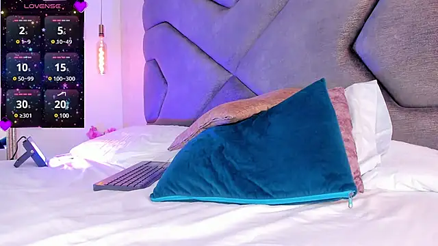 AilishBenson online show from 02.19.25