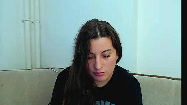 Helen Adams  online show from 12.05.24