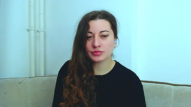 Helen Adams  online show from 01.10.25