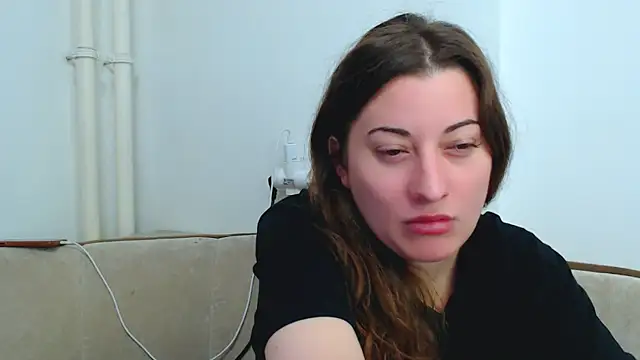 Helen Adams  online show from 02.06.25