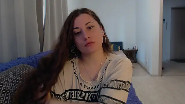 Helen Adams  online show from 07.06.26